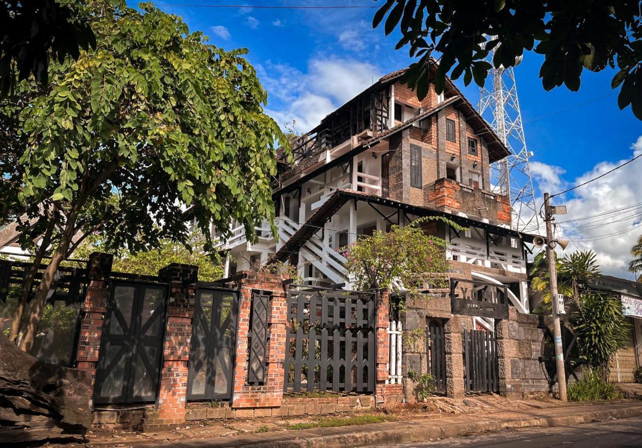 Y.O Inn Kon Tum Exterior foto