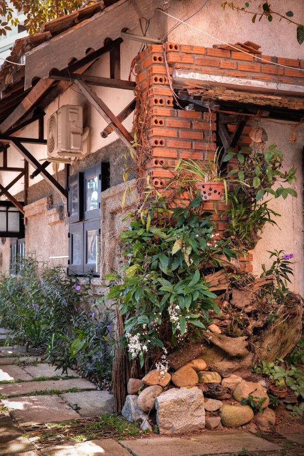 Y.O Inn Kon Tum Exterior foto
